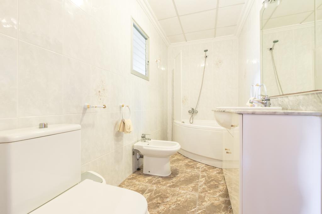 Chalet Falco With Private Pool And Garden 알쿠디아 항구 외부 사진